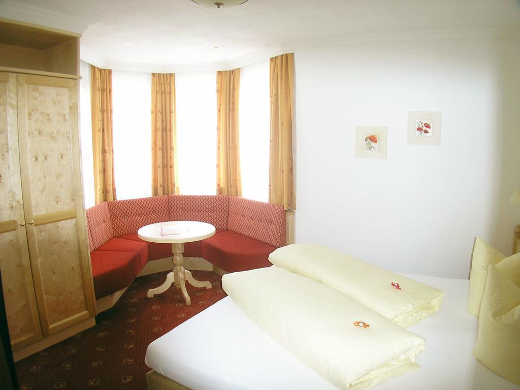 Hotel-Garni Weidacherhof Leutasch Chambre photo